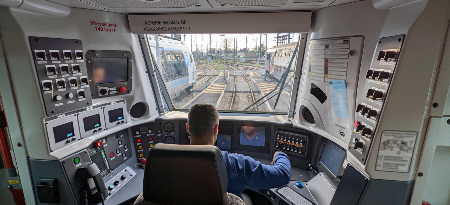 La SNCF Recrute : Découvrez le Métier de Conducteur de Train avec le MOOC SNCF !